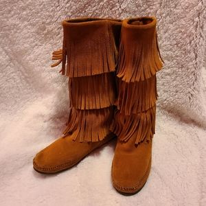 Minnetonka 3-layer fringe boots